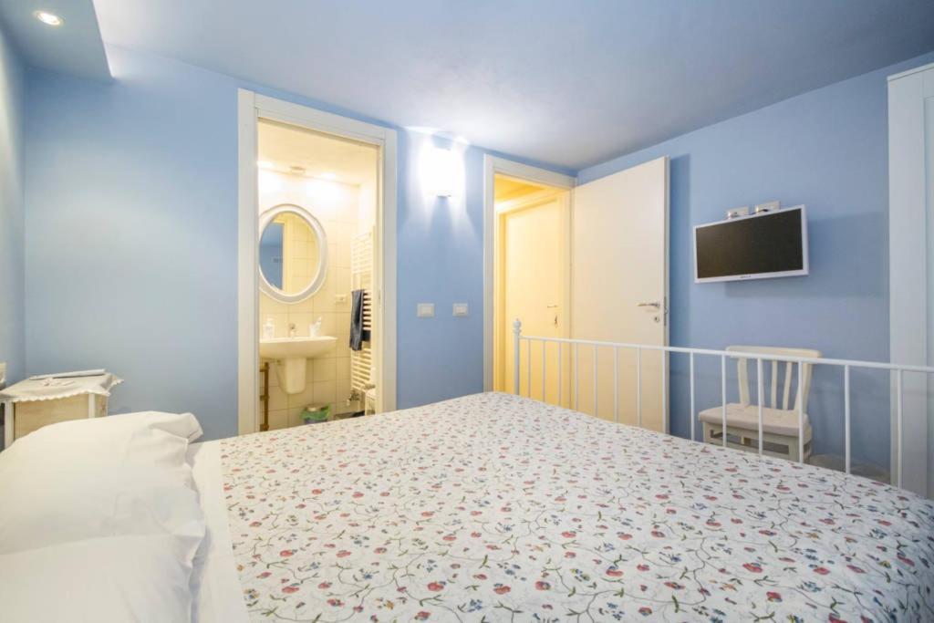 Casnate Con Bernate La Contrada B&B מראה חיצוני תמונה